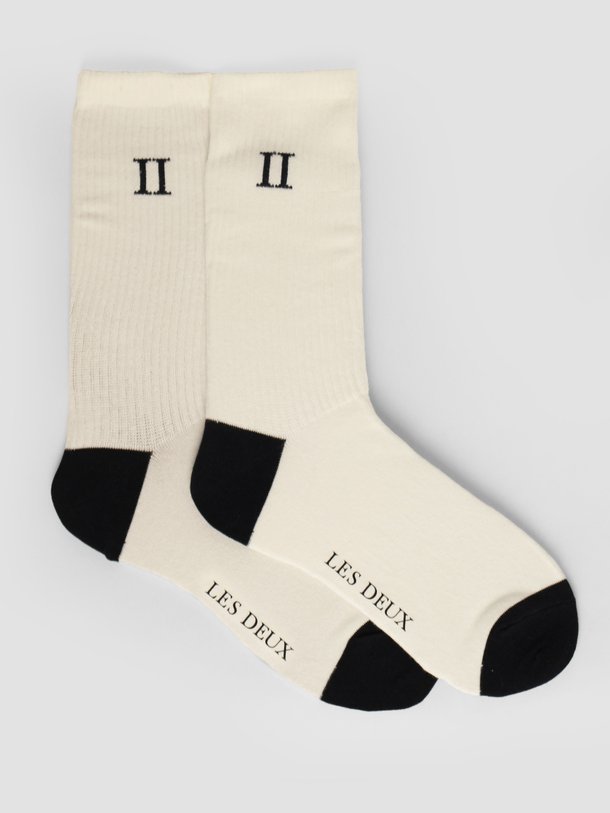 Ontdek de William duurzame 2-pack ribgebreide sokken van Les Deux in de kleur ecru bij Orangebag. Op werkdagen voor 21:45 besteld, morgen in huis.