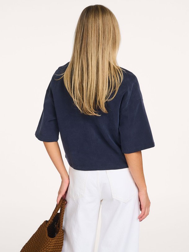 Ontdek de Lyocellmix polo top van Yaya in de kleur Donkerblauw bij Orangebag. Op werkdagen voor 21:45 besteld, morgen in huis.