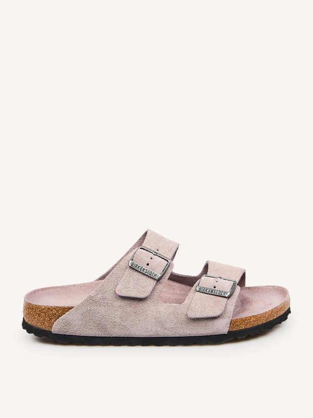 Ontdek de Arizona suède big buckle slippers van Birkenstock in de kleur Paars bij Orangebag. Op werkdagen voor 21:45 besteld, morgen in huis.