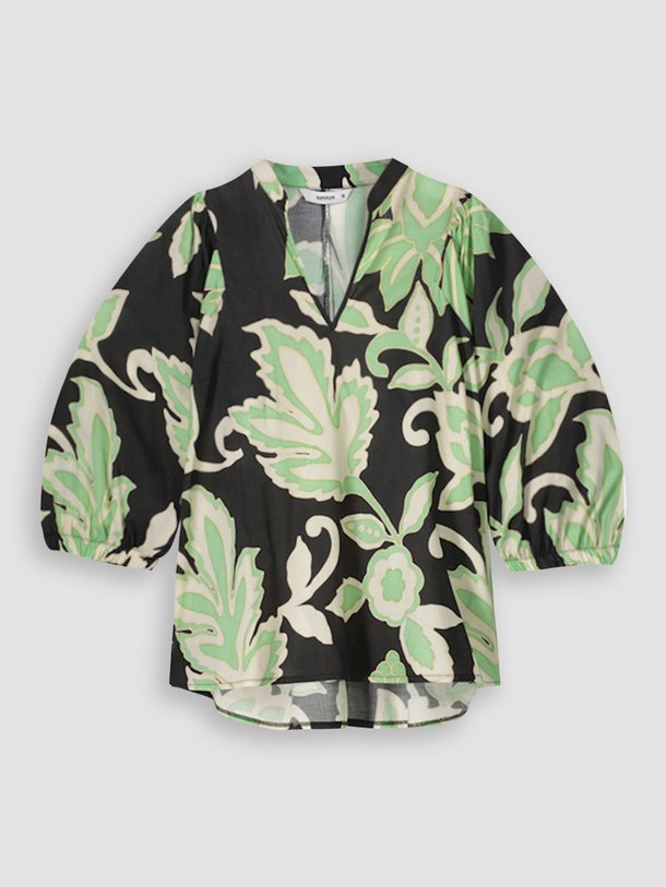 Ontdek de Katoen/viscosemix top met print van Summum in de kleur groen bij Orangebag. Op werkdagen voor 21:45 besteld, morgen in huis.