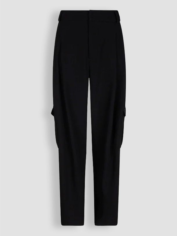 Ontdek de Cargo Chic viscosemix wide leg cargo broek van Chptr-s in de kleur zwart bij Orangebag. Op werkdagen voor 21:45 besteld, morgen in huis.