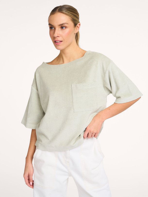 Ontdek de Sweety organic cotton badstof top van Knit-ted in de kleur Groen bij Orangebag. Op werkdagen voor 21:45 besteld, morgen in huis.