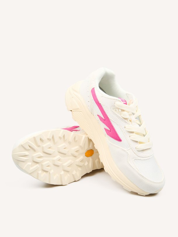 Ontdek de Shadow RGS suède sneakers van Hi-tec in de kleur Roze bij Orangebag. Op werkdagen voor 21:45 besteld, morgen in huis.
