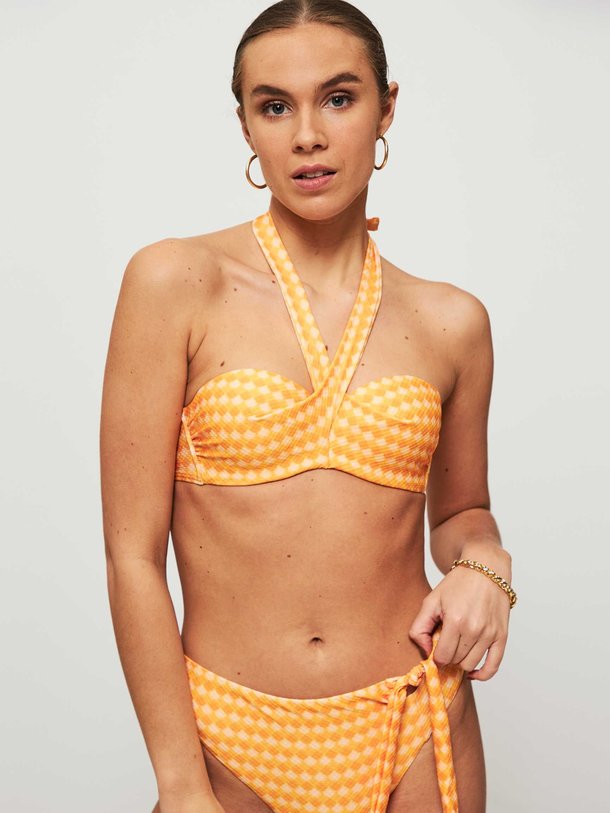 Ontdek de Horizon voorgevormde bikinitop met print van Cyell in de kleur oranje bij Orangebag. Op werkdagen voor 21:45 besteld, morgen in huis.