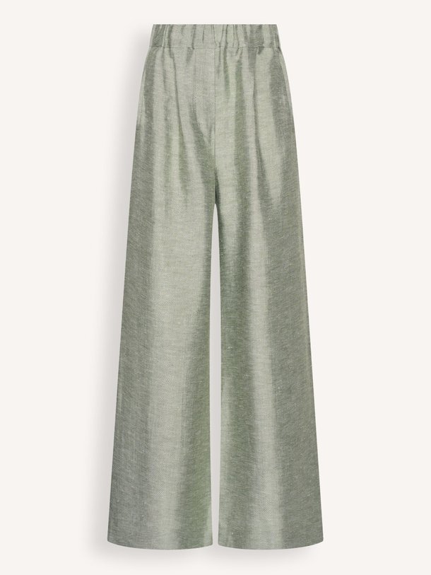 Ontdek de Celin viscose/linnenmix broek van By-Bar in de kleur Groen bij Orangebag. Op werkdagen voor 21:45 besteld, morgen in huis.