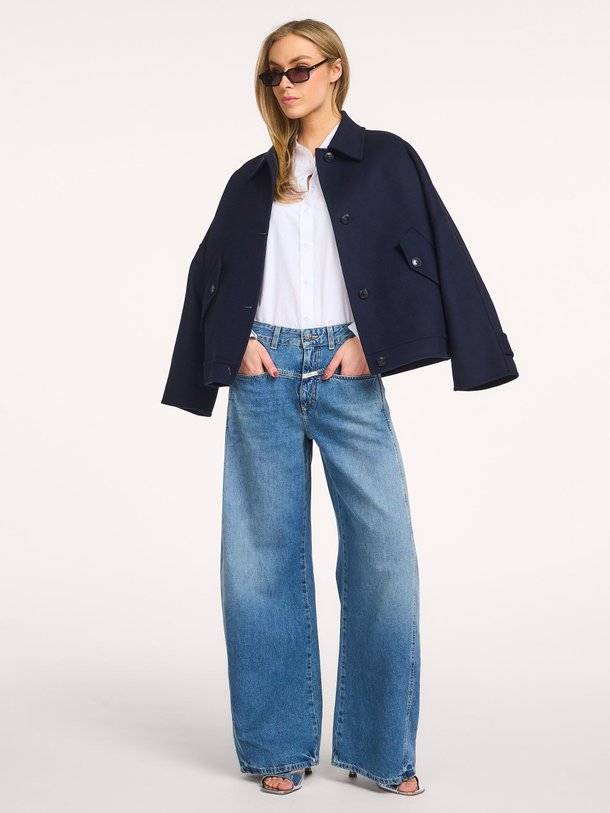 Ontdek de Tori mid waist barrel fit non-stretch jeans van Closed in de kleur Blauw bij Orangebag. Op werkdagen voor 21:45 besteld, morgen in huis.