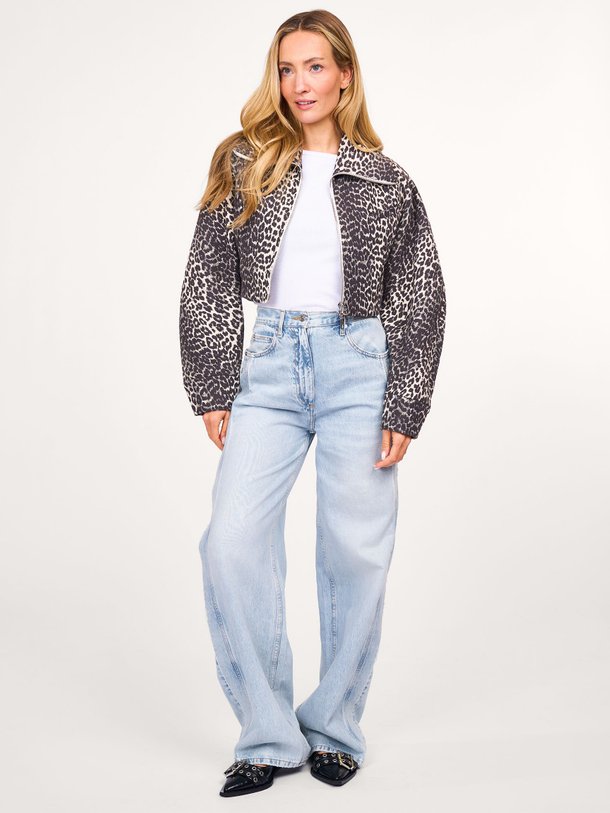 Ontdek de Organic cotton leopard jack van Ganni in de kleur beige bij Orangebag. Op werkdagen voor 21:45 besteld, morgen in huis.