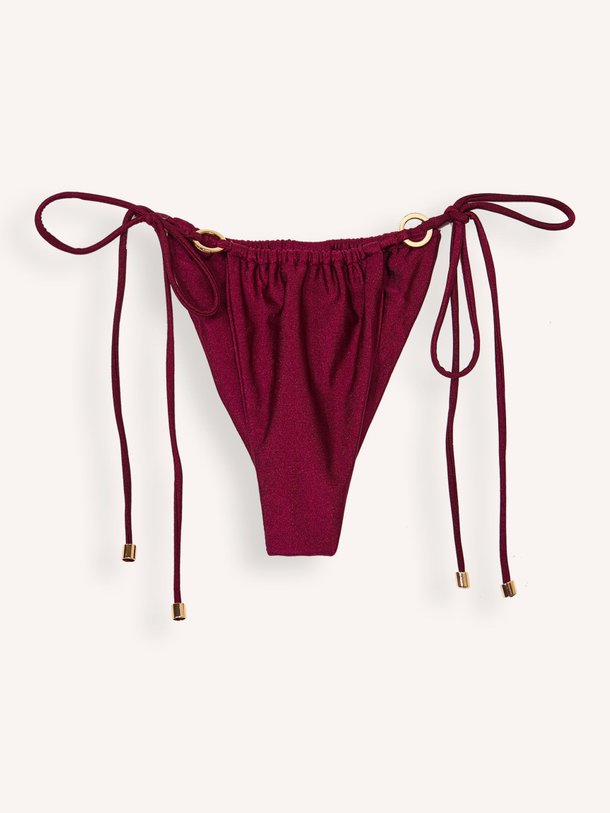 Ontdek de Luna bikinislip van The Lola Club in de kleur aubergine bij Orangebag. Op werkdagen voor 21:45 besteld, morgen in huis.