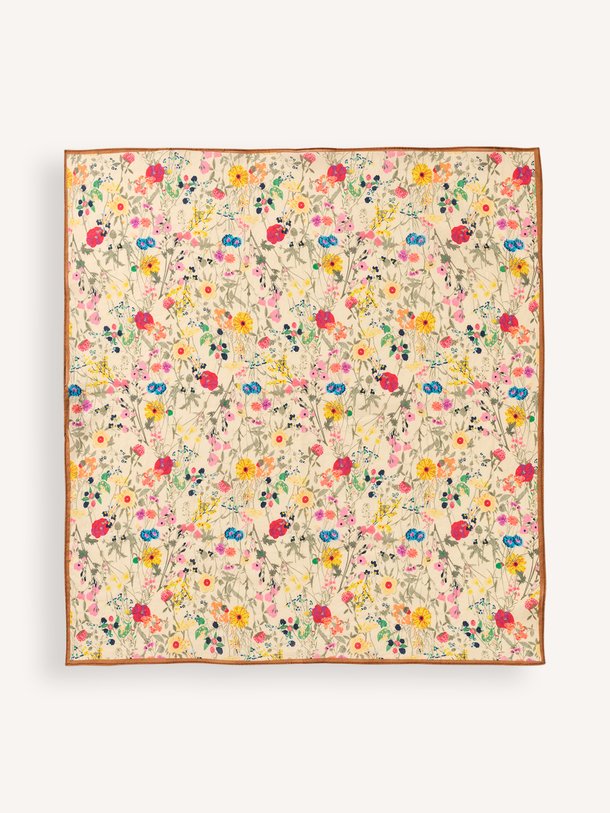 Ontdek de PrimroseLL scarf van Lollys Laundry bij Orangebag. Op werkdagen voor 21:45 besteld, morgen in huis.