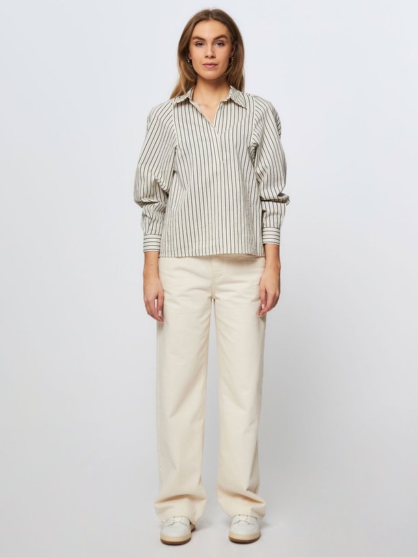 Ontdek de Felicia katoenmix gestreepte top van ba-sh in de kleur ecru bij Orangebag. Op werkdagen voor 21:45 besteld, morgen in huis.