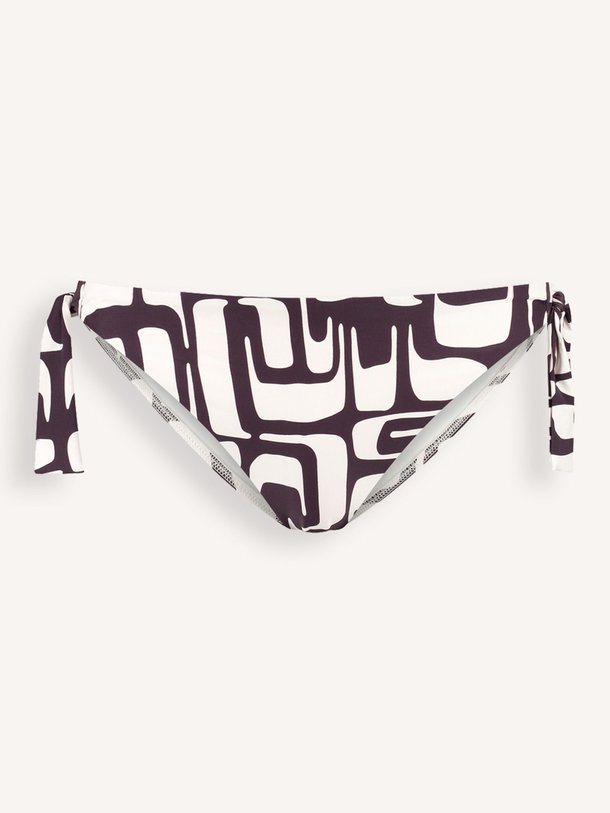 Ontdek de Eternal low waist bikinislip van Cyell in de kleur off-white bij Orangebag. Op werkdagen voor 21:45 besteld, morgen in huis.