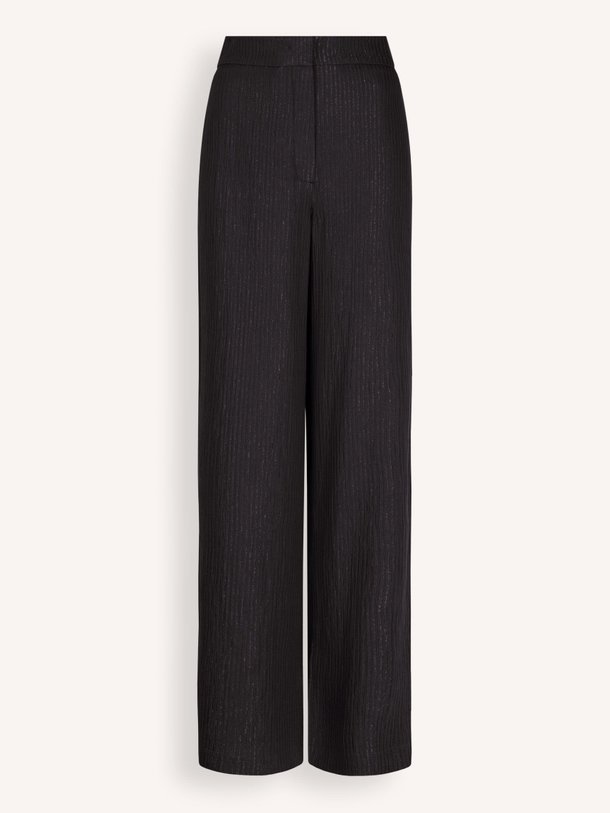 Ontdek de Lima viscosemix wide leg lurex broek van Dante 6 in de kleur zwart bij Orangebag. Op werkdagen voor 21:45 besteld, morgen in huis.