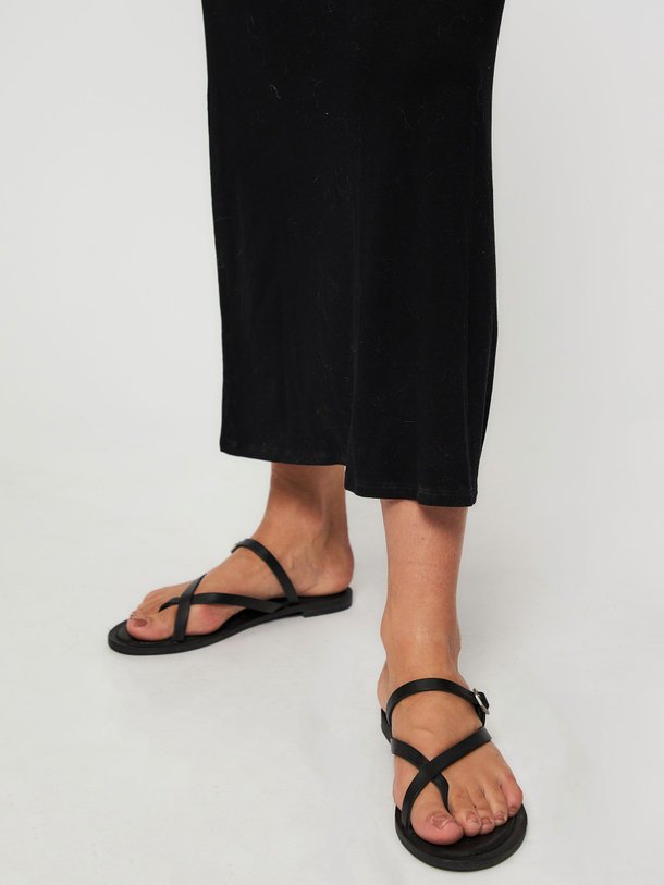 Ontdek de Daria lederen sandalen van Ivylee Copenhagen in de kleur zwart bij Orangebag. Op werkdagen voor 21:45 besteld, morgen in huis.