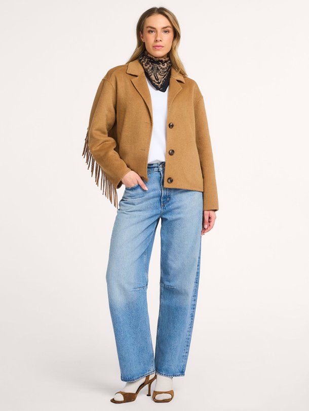 Ontdek de Dial Drunk suedè sandalen van Rotue in de kleur Bruin bij Orangebag. Op werkdagen voor 21:45 besteld, morgen in huis.