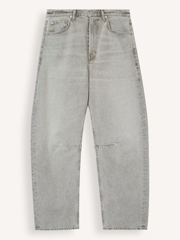 Ontdek de Miro Long barrel fit non-stretch jeans van Citizens of Humanity in de kleur Grijs bij Orangebag. Op werkdagen voor 21:45 besteld, morgen in huis.