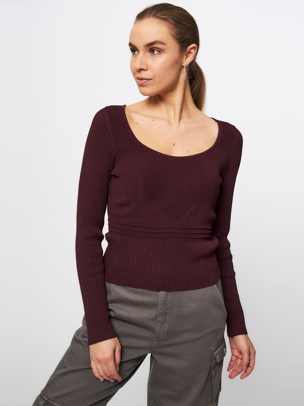 Ontdek de Cambria viscosemix rib top van Baum und Pferdgarten in de kleur bordeauxrood bij Orangebag. Op werkdagen voor 21:45 besteld, morgen in huis.