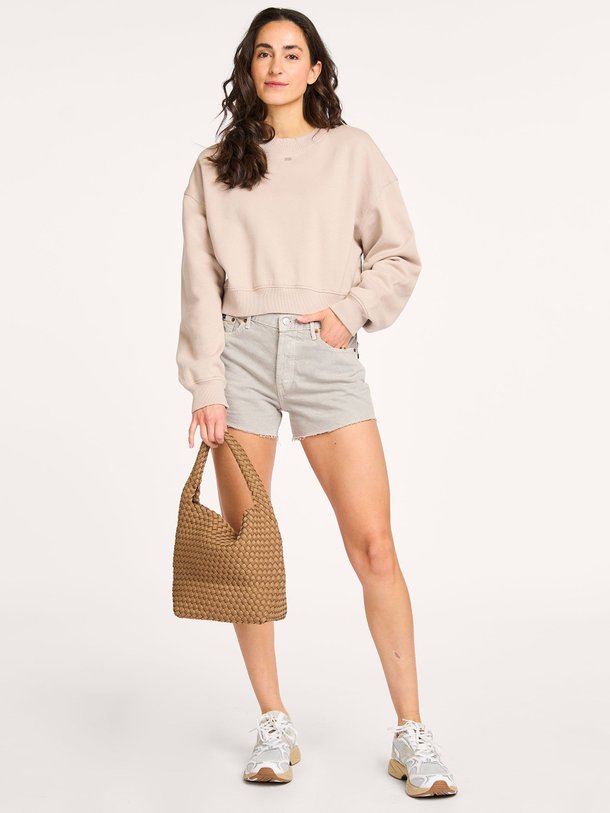 Ontdek de Kichi high waist short van Denham in de kleur grijs bij Orangebag. Op werkdagen voor 21:45 besteld, morgen in huis.