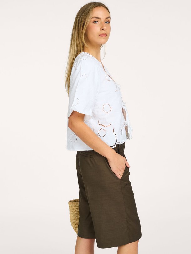 Ontdek de Avrille Blouse van Second Female bij Orangebag. Op werkdagen voor 21:45 besteld, morgen in huis.