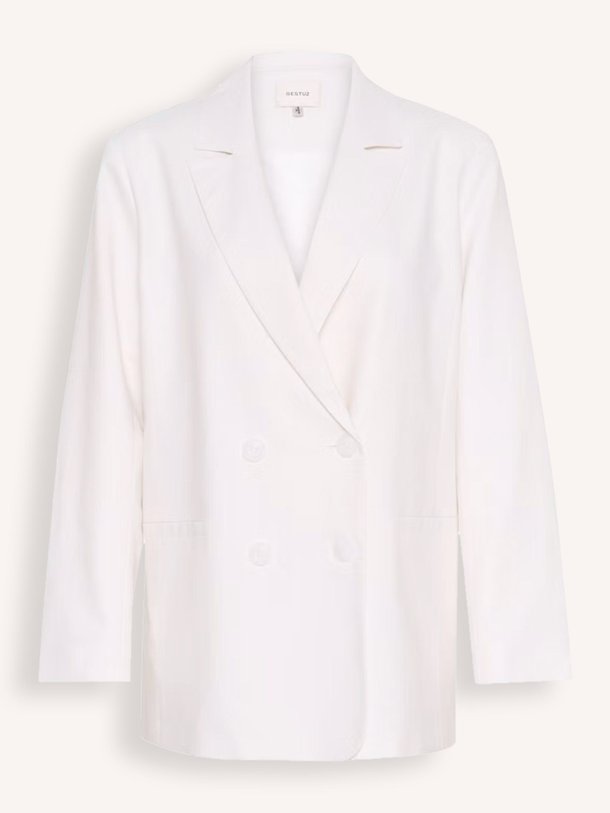 Ontdek de Izza viscose/linnenmix blazer van Gestuz in de kleur wit bij Orangebag. Op werkdagen voor 21:45 besteld, morgen in huis.