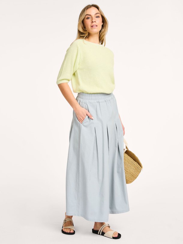 Ontdek de Fieke lyocell/katoenmix rok van Nathalie Vleeschouwer in de kleur ijsblauw bij Orangebag. Op werkdagen voor 21:45 besteld, morgen in huis.