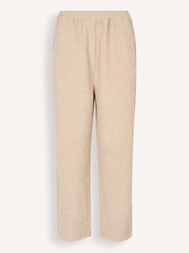 Ontdek de Bill katoenmix ribcord broek van Lollys Laundry in de kleur ecru bij Orangebag. Op werkdagen voor 21:45 besteld, morgen in huis.