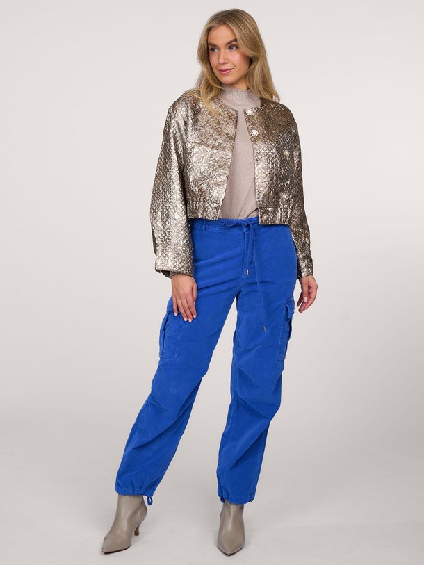 Ontdek de Katoenmix ribcord cargo broek van Summum in de kleur blauw bij Orangebag. Op werkdagen voor 21:45 besteld, morgen in huis.