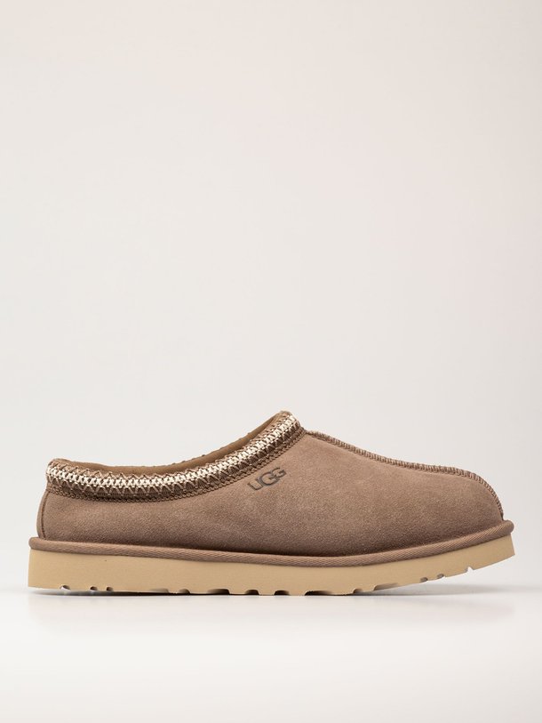 Ontdek de Tasman suède instappers van Ugg in de kleur bruingrijs bij Orangebag. Op werkdagen voor 21:45 besteld, morgen in huis.