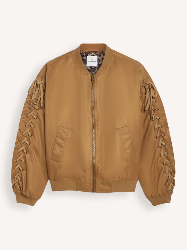 Ontdek de Geweven bomberjack van Summum in de kleur Cognac bij Orangebag. Op werkdagen voor 21:45 besteld, morgen in huis.