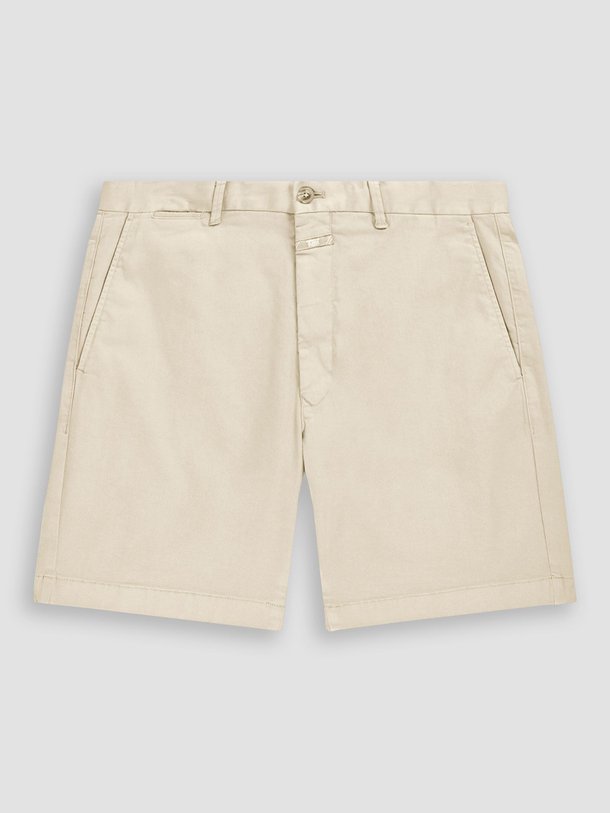 Ontdek de Organic cottonmix chino short van Closed in de kleur zand bij Orangebag. Op werkdagen voor 21:45 besteld, morgen in huis.