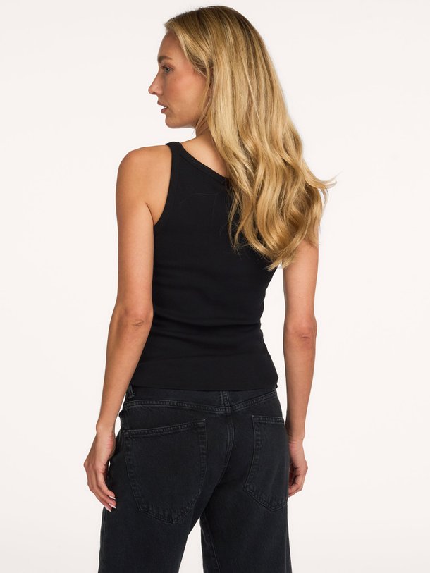 Gestuz Drew - Katoenmix Rib Tanktop - Zwart Ontdek de Drew katoenmix rib tanktop van Gestuz in de kleur zwart bij Orangebag. Op werkdagen voor 21:45 besteld, morgen in huis.