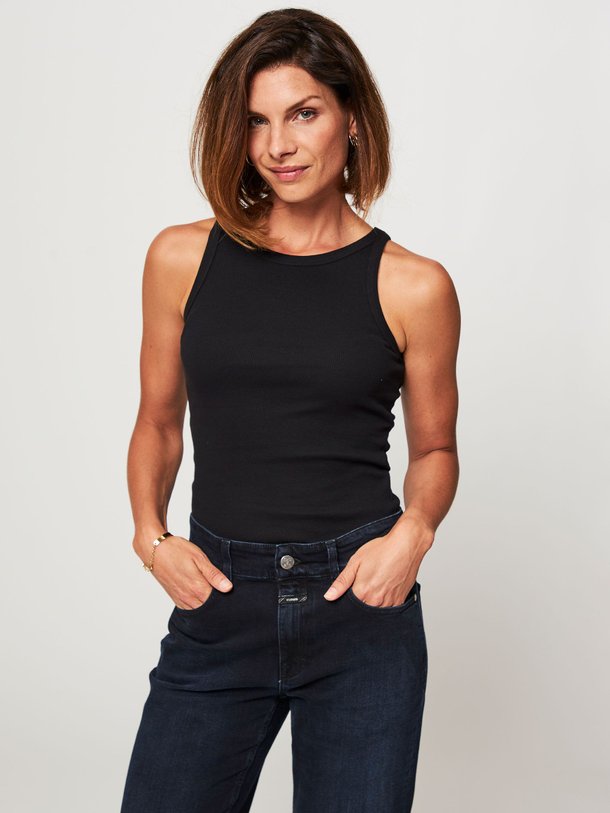 Ontdek de Drew katoenmix rib tanktop van Gestuz in de kleur zwart bij Orangebag. Op werkdagen voor 21:45 besteld, morgen in huis.