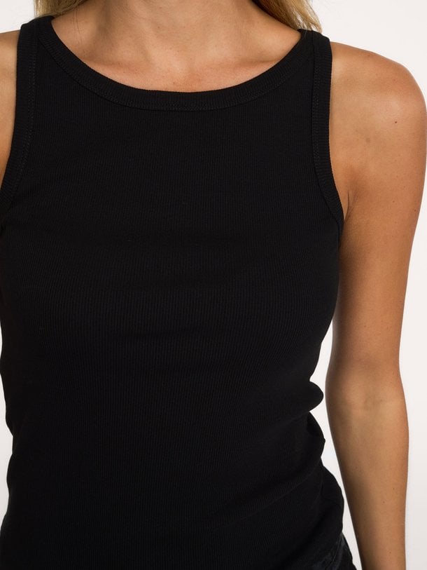 Gestuz Drew - Katoenmix Rib Tanktop - Zwart Ontdek de Drew katoenmix rib tanktop van Gestuz in de kleur zwart bij Orangebag. Op werkdagen voor 21:45 besteld, morgen in huis.