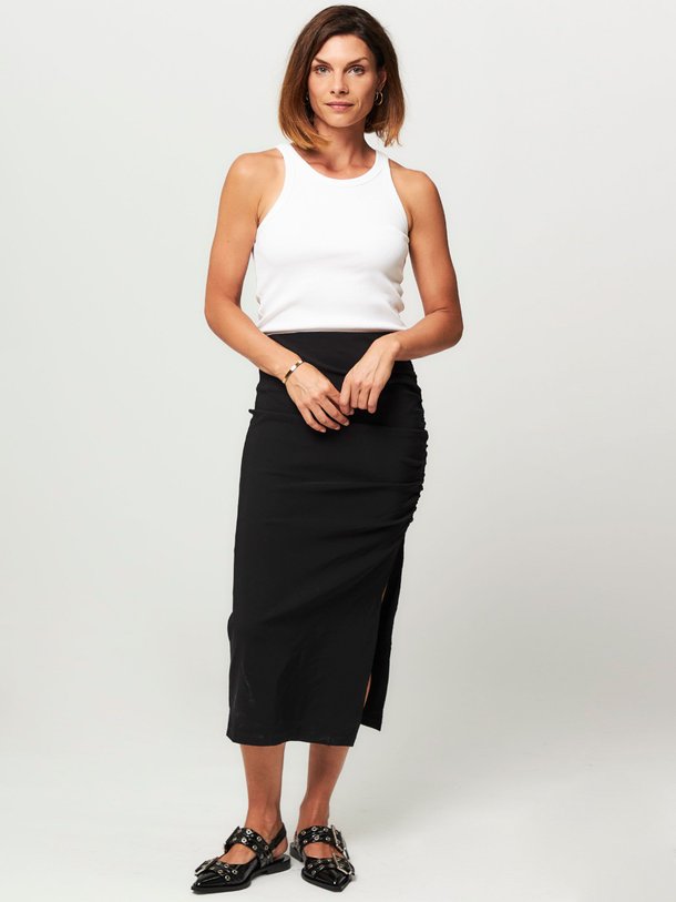 Ontdek de Drew katoenen rib jersey tanktop van Gestuz in de kleur wit bij Orangebag. Op werkdagen voor 21:45 besteld, morgen in huis.