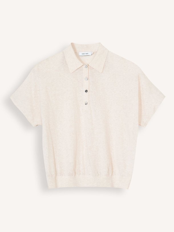 Ontdek de Gaze gebreide polo top van Knit-ted in de kleur Crème bij Orangebag. Op werkdagen voor 21:45 besteld, morgen in huis.