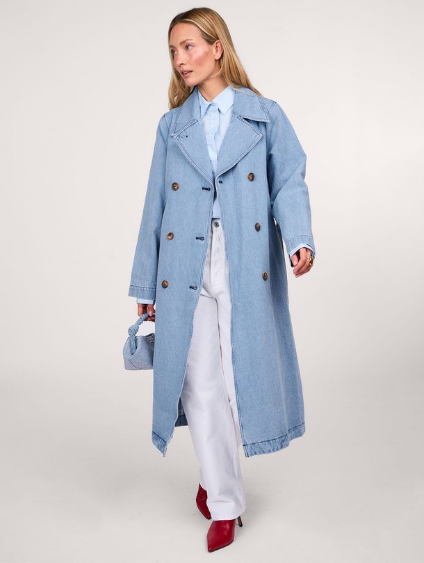 Ontdek de Madeline denim trenchcoat van Modstrom in de kleur blauw bij Orangebag. Op werkdagen voor 21:45 besteld, morgen in huis.