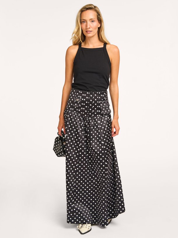 Ontdek de Geweven rok met stippen van Ganni in de kleur Zwart bij Orangebag. Op werkdagen voor 21:45 besteld, morgen in huis.