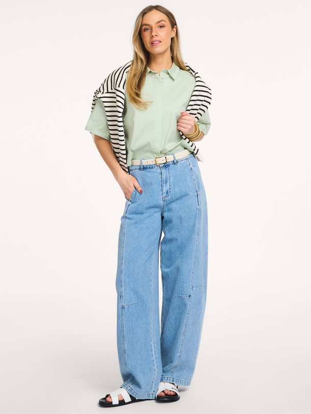Ontdek de Elara katoenmix blouse van Co'Couture in de kleur Mintgroen bij Orangebag. Op werkdagen voor 21:45 besteld, morgen in huis.