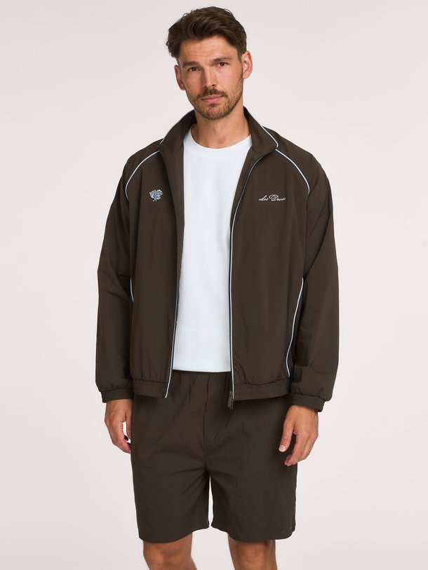 Ontdek de Signature Tech Shorts van Les Deux bij Orangebag. Op werkdagen voor 21:45 besteld, morgen in huis.