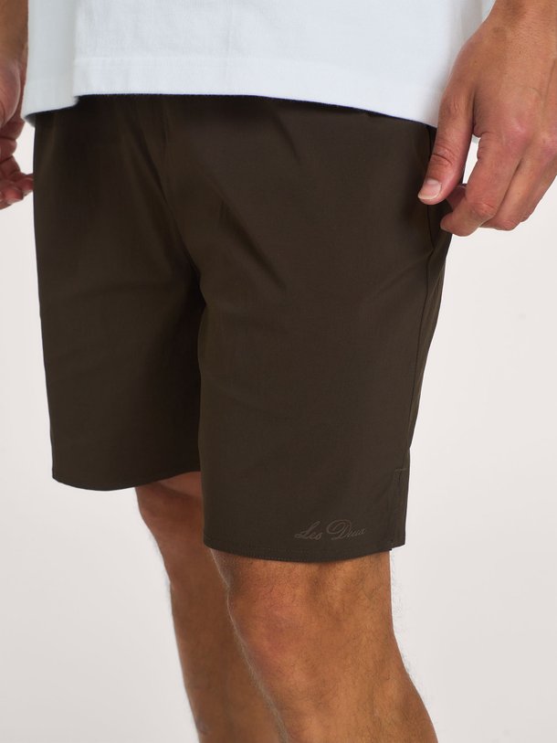 Ontdek de Signature Tech Shorts van Les Deux bij Orangebag. Op werkdagen voor 21:45 besteld, morgen in huis.