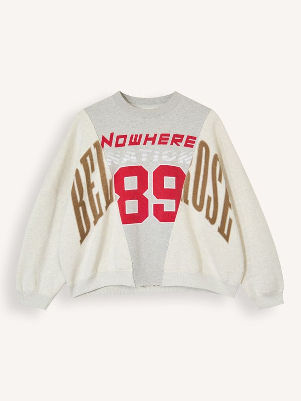 Ontdek de Flipa katoenmix sweater met print van Bellerose in de kleur Lichtgrijs bij Orangebag. Op werkdagen voor 21:45 besteld, morgen in huis.