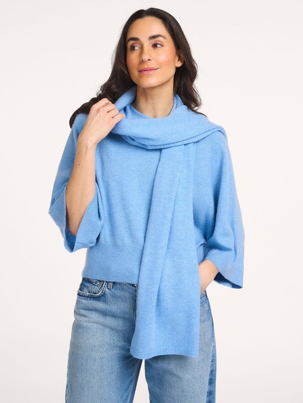 Ontdek de Organic cashmere sjaal van Repeat in de kleur Blauw bij Orangebag. Op werkdagen voor 21:45 besteld, morgen in huis.
