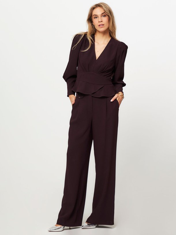 Ontdek de Malachi geweven top van Dante 6 in de kleur aubergine bij Orangebag. Op werkdagen voor 21:45 besteld, morgen in huis.