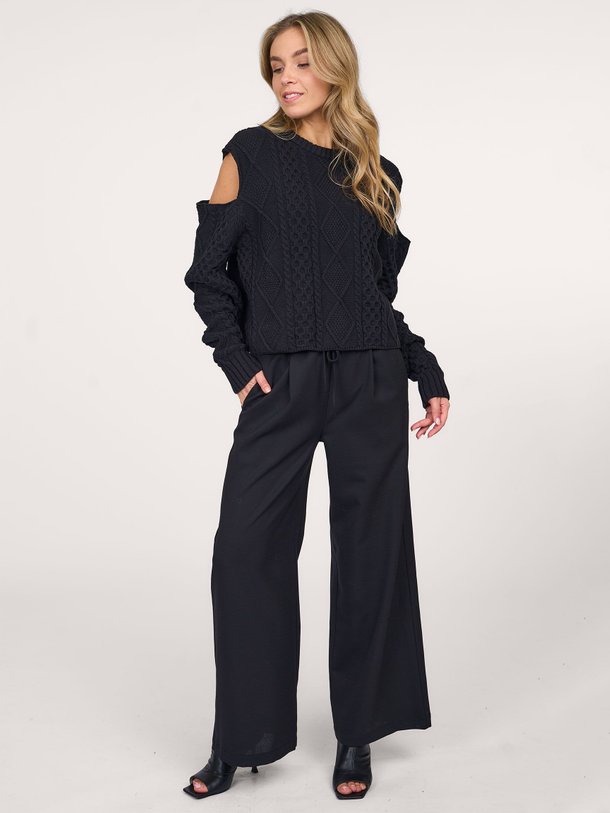 Ontdek de Bliss wolmix broek van Chptr-s in de kleur zwart bij Orangebag. Op werkdagen voor 21:45 besteld, morgen in huis.