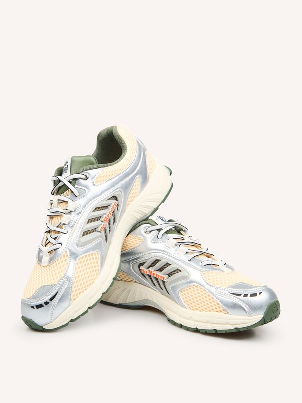 Ontdek de The Re-Run Evo, metallic mesh sneakers van Mercer Amsterdam bij Orangebag. Op werkdagen voor 21:45 besteld, morgen in huis.