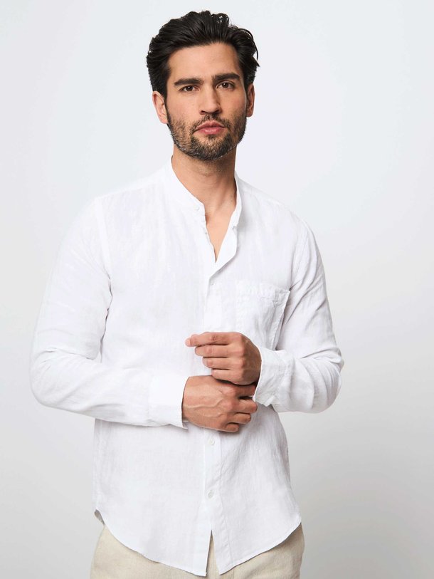 Ontdek de Eddie linnen overhemd van NN.07 in de kleur wit bij Orangebag. Op werkdagen voor 21:45 besteld, morgen in huis.