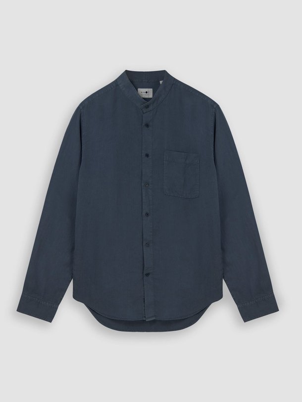 Ontdek de Eddie linnen overhemd van NN.07 in de kleur donkerblauw bij Orangebag. Op werkdagen voor 21:45 besteld, morgen in huis.
