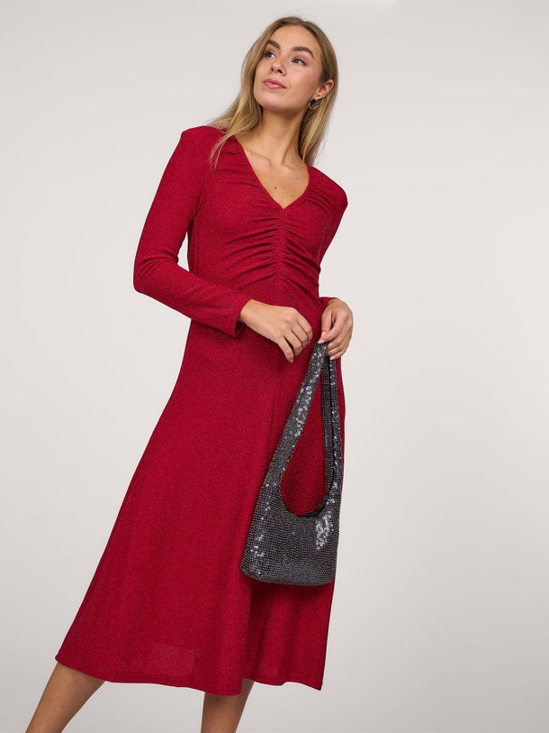 Ontdek de Maee elastische jurk met lurex van Frnch in de kleur rood bij Orangebag. Op werkdagen voor 21:45 besteld, morgen in huis.