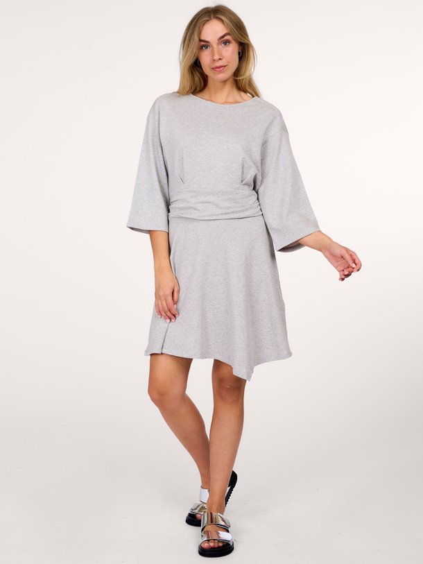 Ontdek de Astoria katoenen gemêleerde jersey jurk van ba-sh in de kleur grijs bij Orangebag. Op werkdagen voor 21:45 besteld, morgen in huis.