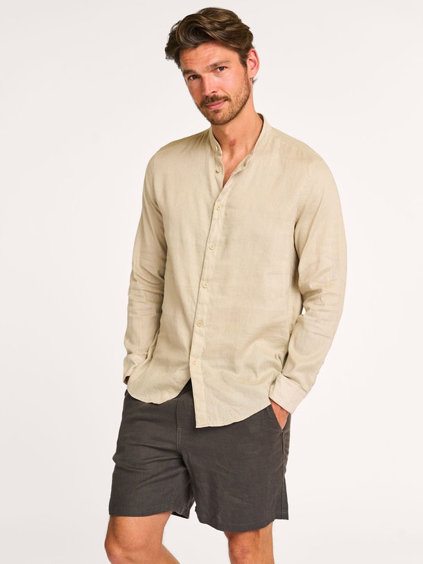 Ontdek de Taloc linnen/katoenmix overhemd van Drykorn in de kleur zand bij Orangebag. Op werkdagen voor 21:45 besteld, morgen in huis.
