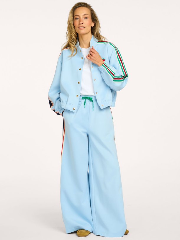Lollys Laundry Liamll Pant Ontdek de LiamLL Pant van Lollys Laundry bij Orangebag. Op werkdagen voor 21:45 besteld, morgen in huis.